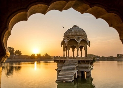 TRIANGOLO D'ORO & VARANASI India