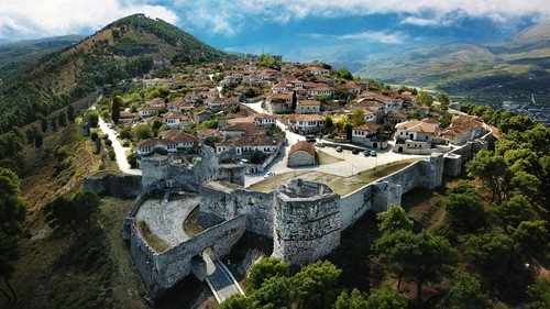 ALBANIA CON ESPERIENZA KOMAN E TOMORRI Albania