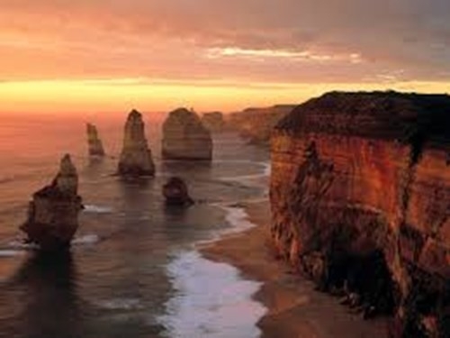 GIRO DEL MONDO, GIORDANIA - AUSTRALIA - POLINESIA - HAWAII E LOS ANGELES Giro del mondo su misura